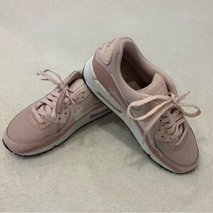 BNWOT Nike Women's Air Max 90 Sneakers